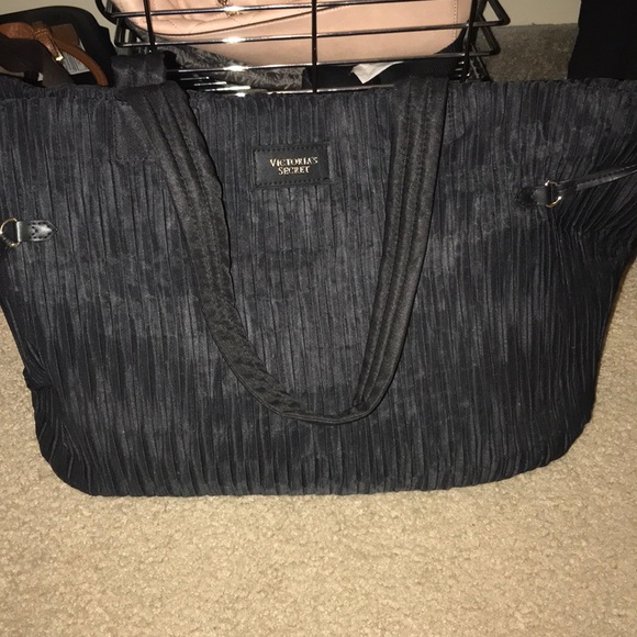 Victoria secret tote with zipper - Picture 1 of 2